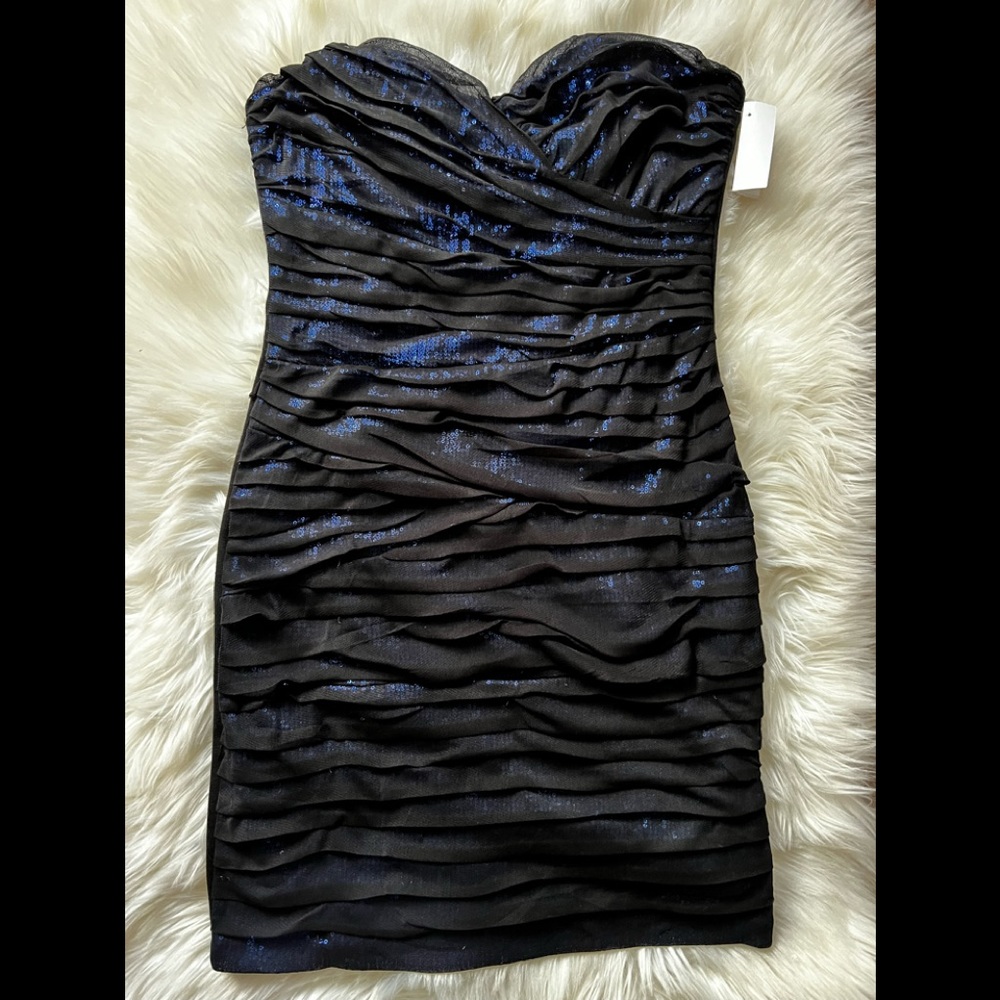 Nikibiki Sexy Ruched Bodycon Dress. Sequin Blue Cocktail Party Sz L. NEW